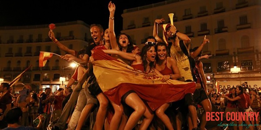 Жизнь замечательных испанцев