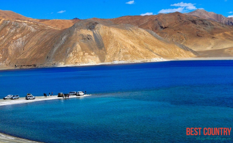 Leh Ladakh Tourism Begins With a Leh Tour