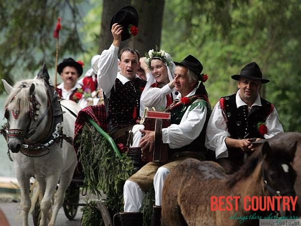 A Traditional Slovenian Wedding